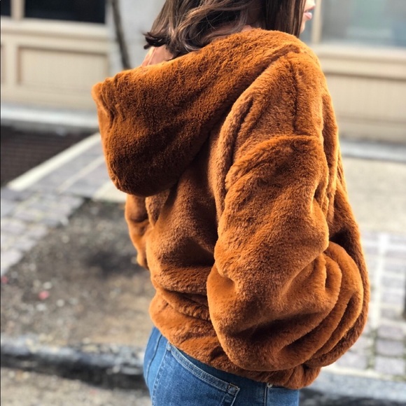 Last 1✨Caramel Brown Hoody Faux Fur Bomber Jacket - Picture 2 of 8